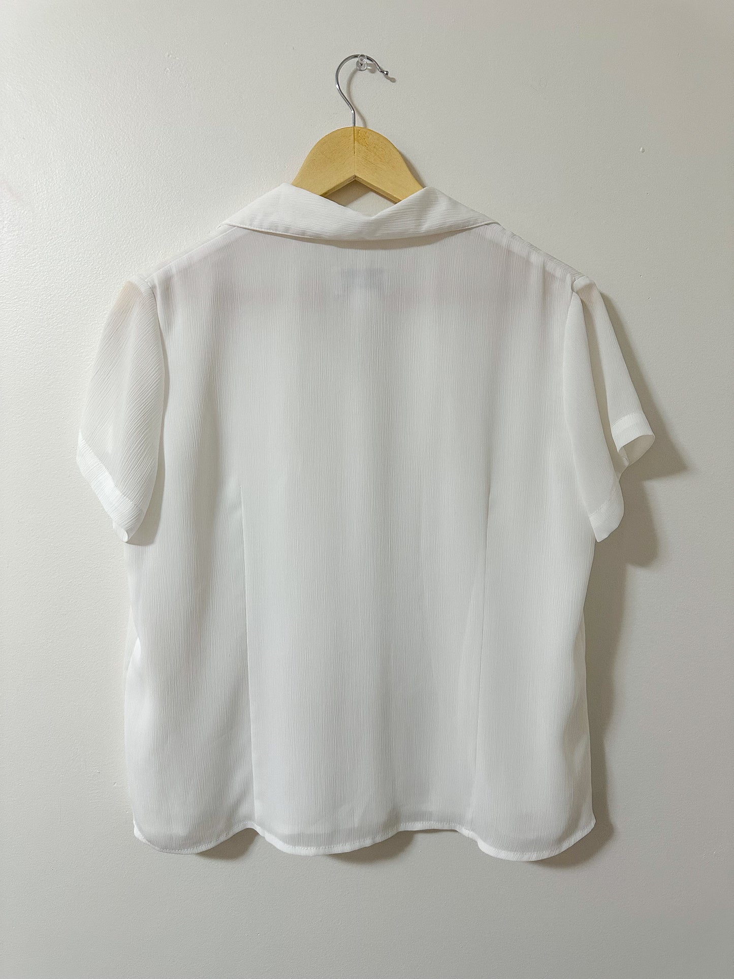 Vintage x TanJay White Flowy Blouse (M/L)