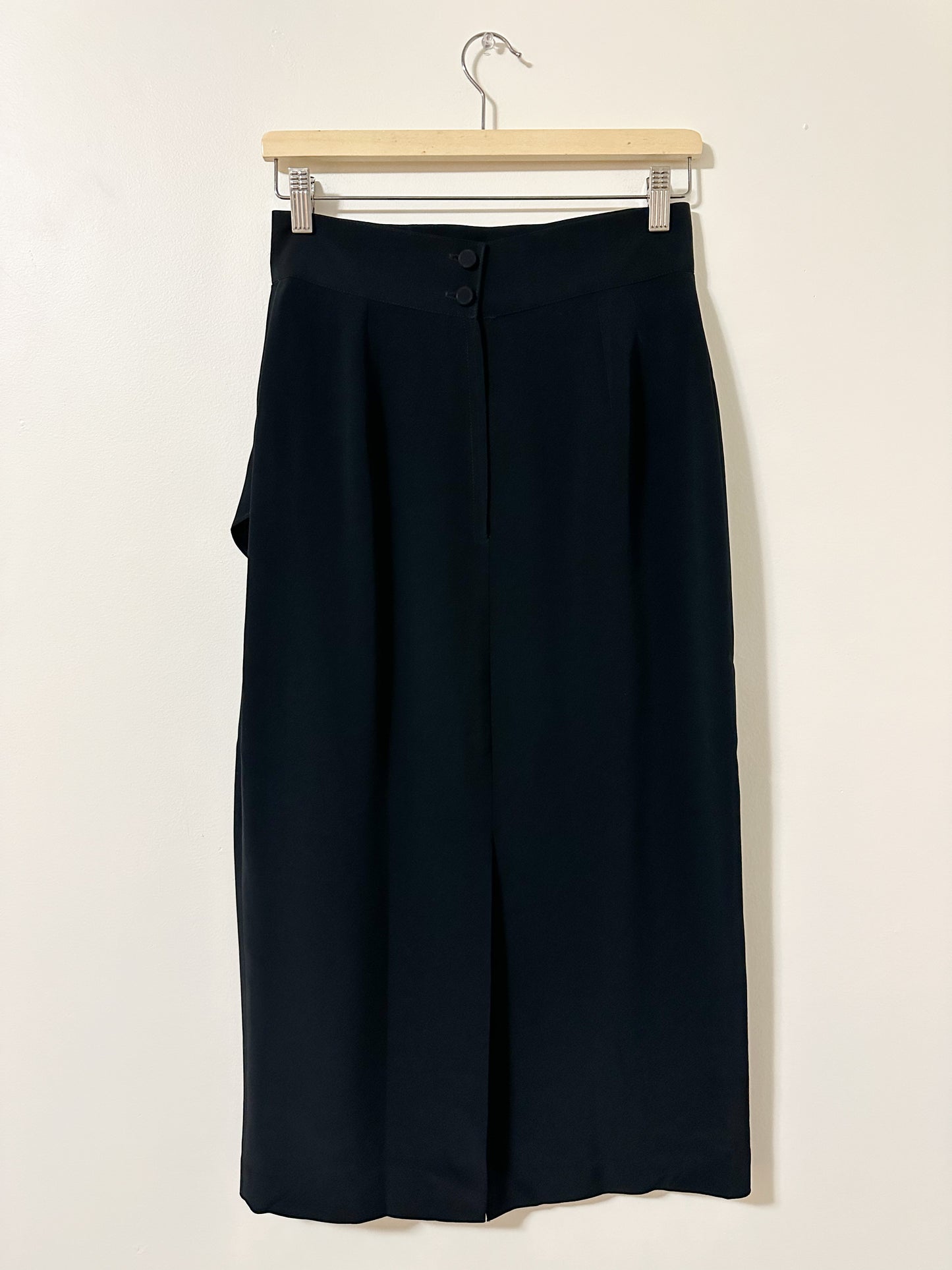 Vintage x Mannequin Black Midi Skirt (M)