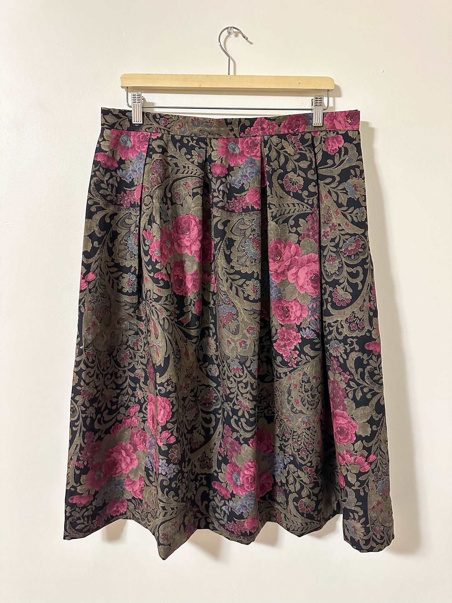 Vintage x Floral Wool Flowy Skirt (XL)