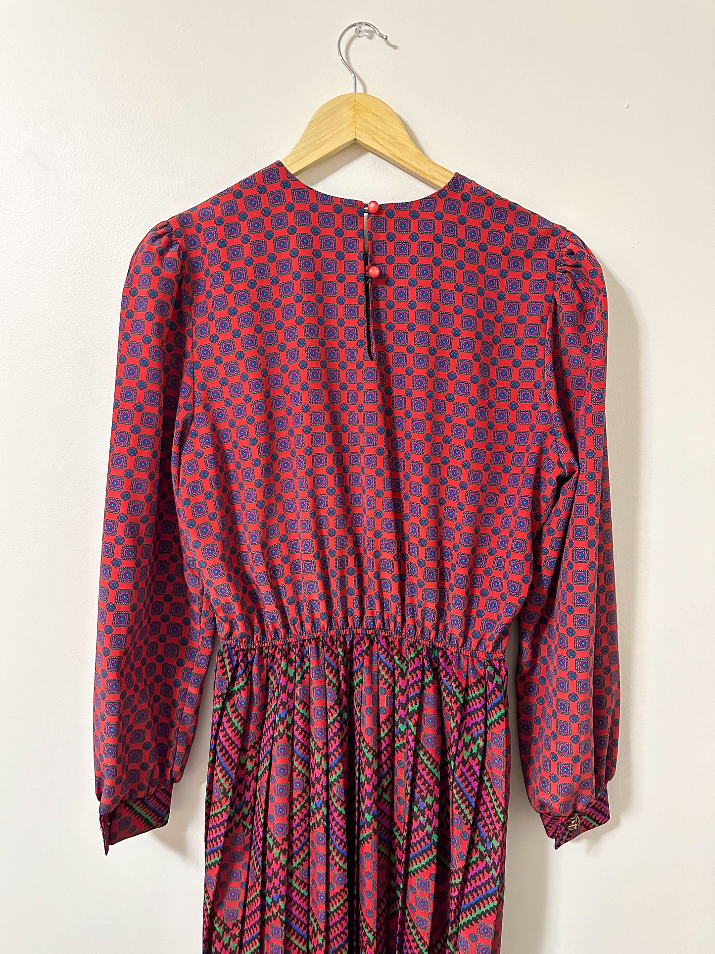 Vintage x Lady Carol Patterned Pleated Dress (L/XL)