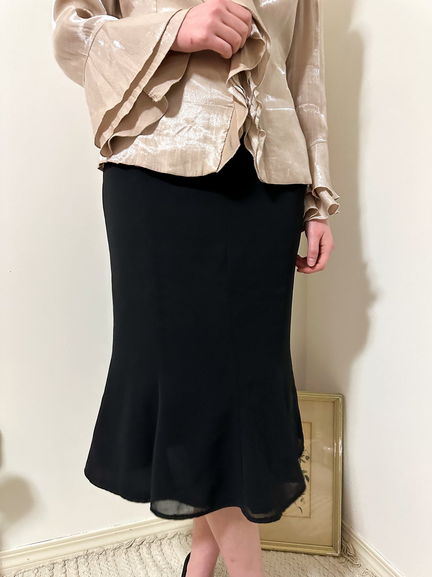 Vintage x Laura Black Flowy Skirt (M)