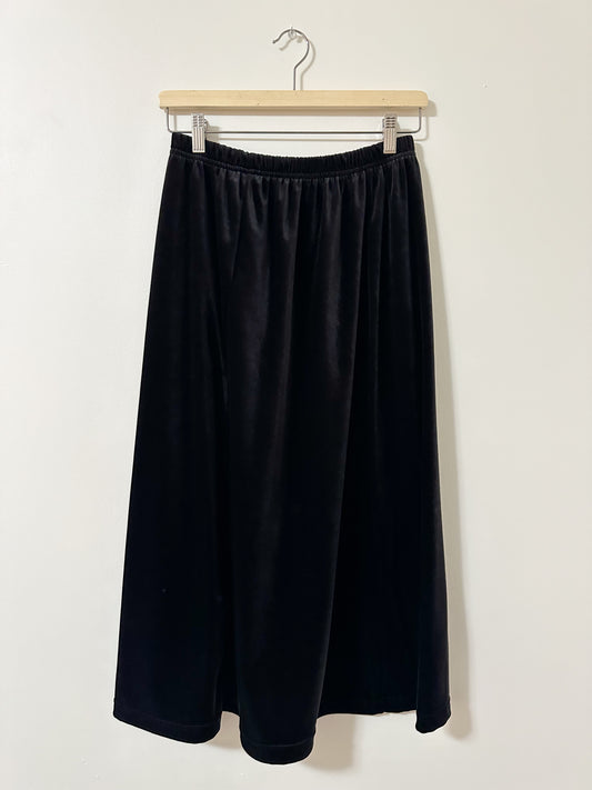 Vintage x Tradition Black Velvet Midi Skirt (S/M)