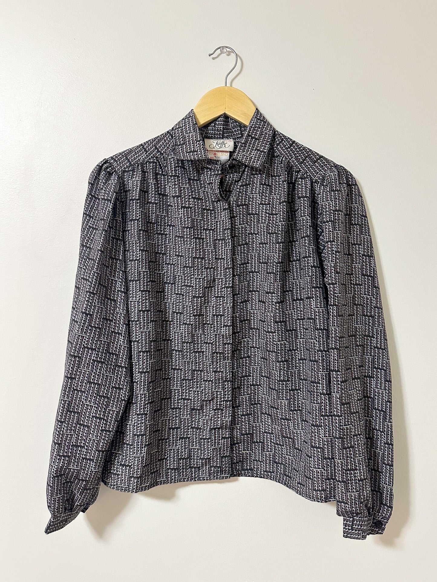 Vintage x Raffie Grey Patterned Blouse (L)