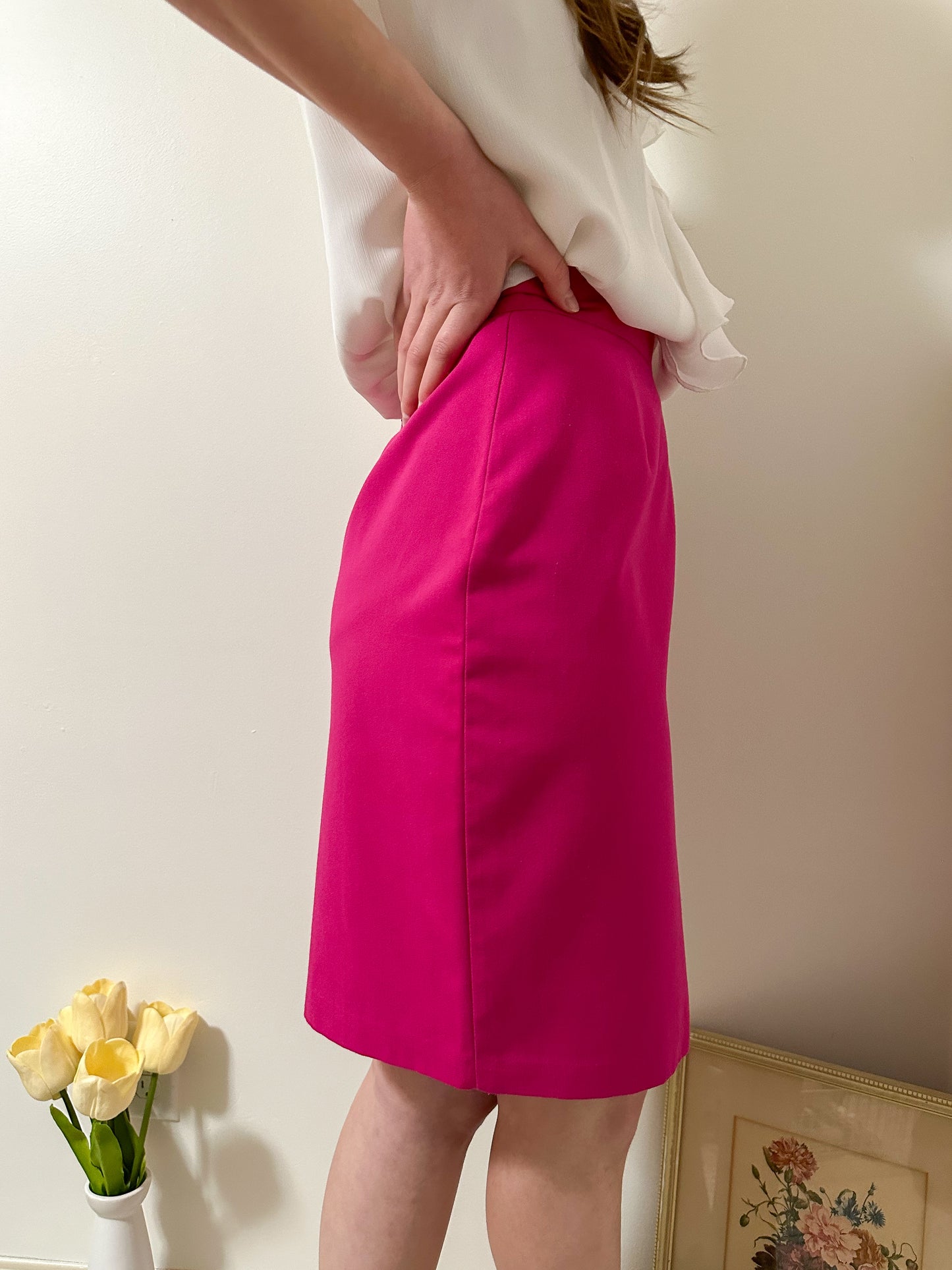 Vintage x Amoretti Hot Pink Skirt (M)