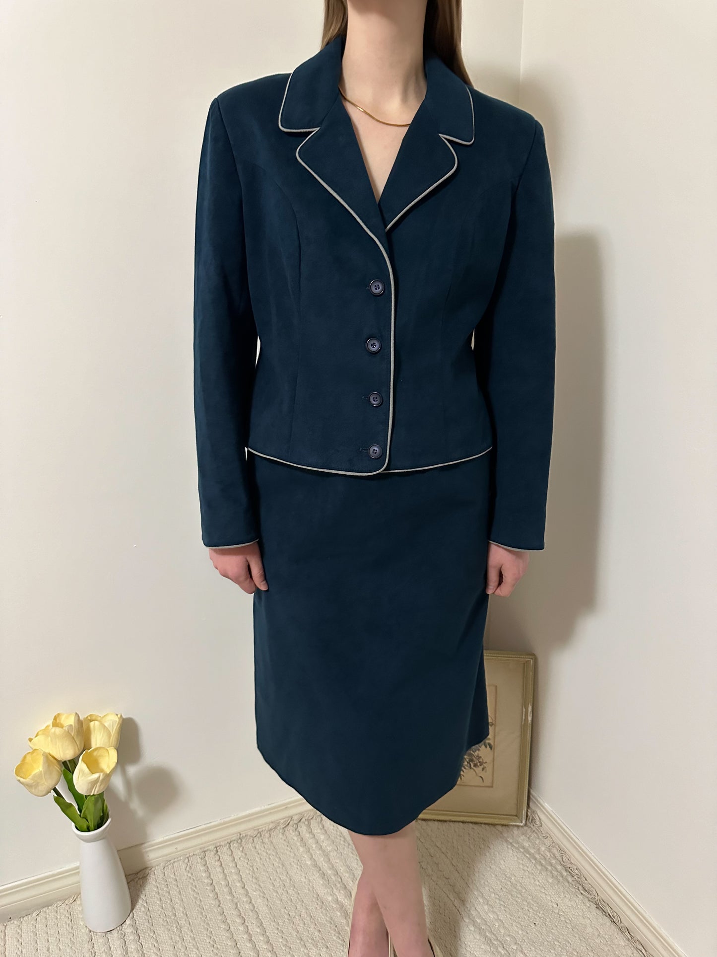 Vintage x Sterling Stall Navy Blue Skirt Suit Set (M/L)