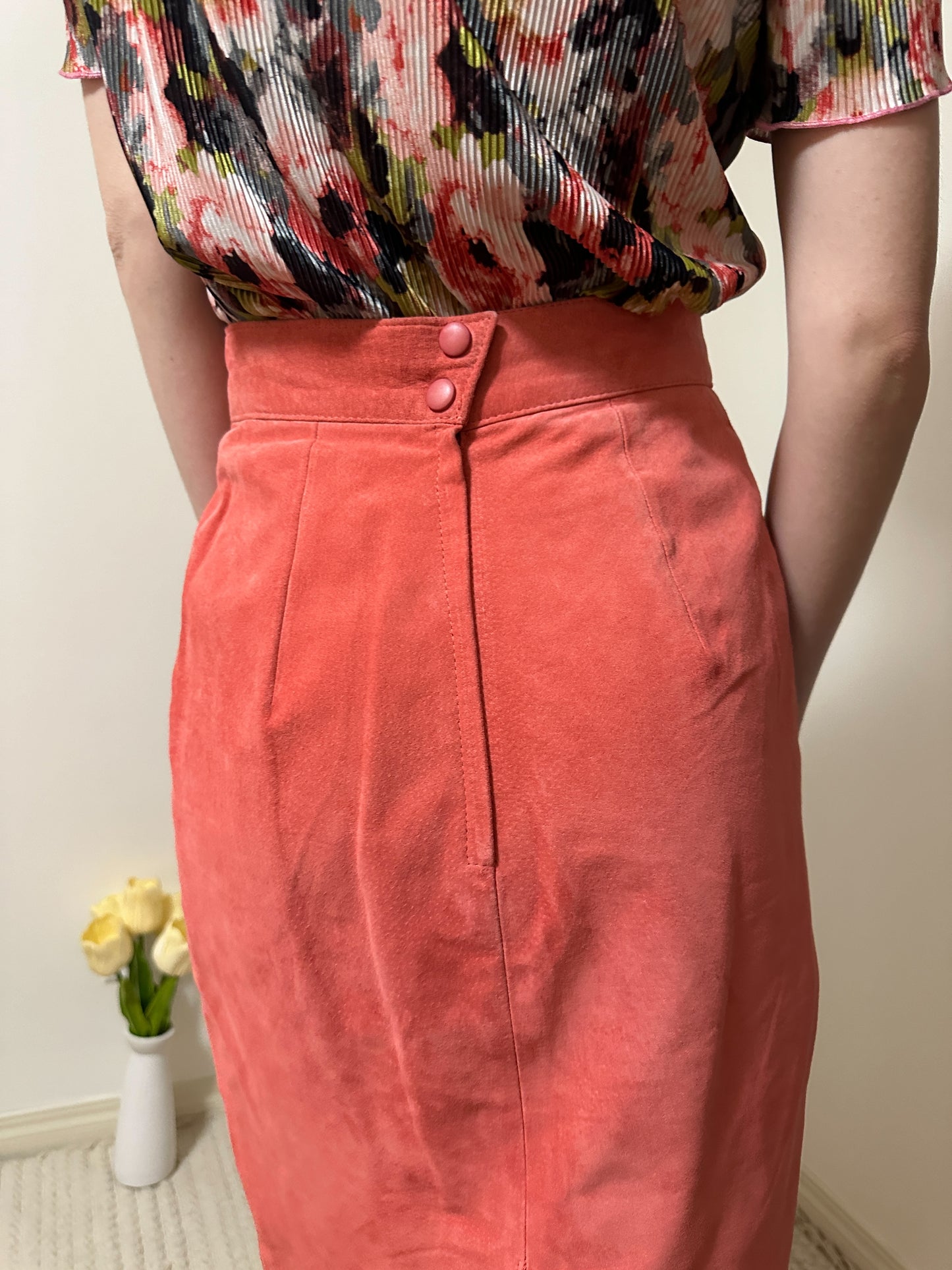 Vintage x Danier Suede Leather Salmon Skirt (S)