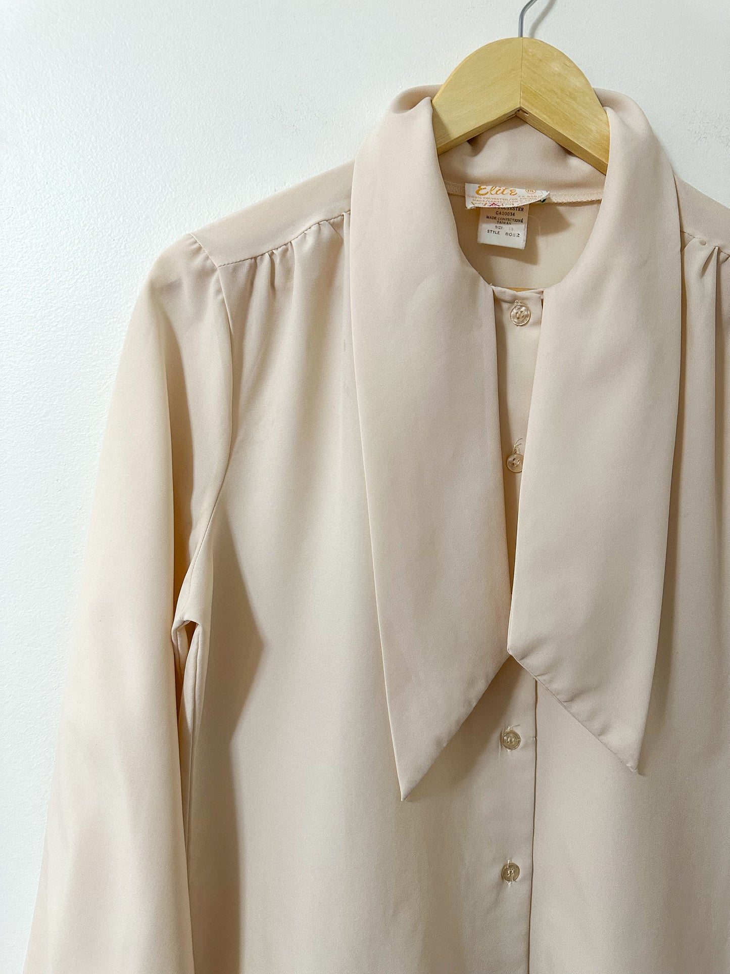 Vintage x Elite Cream Blouse (L/XL)