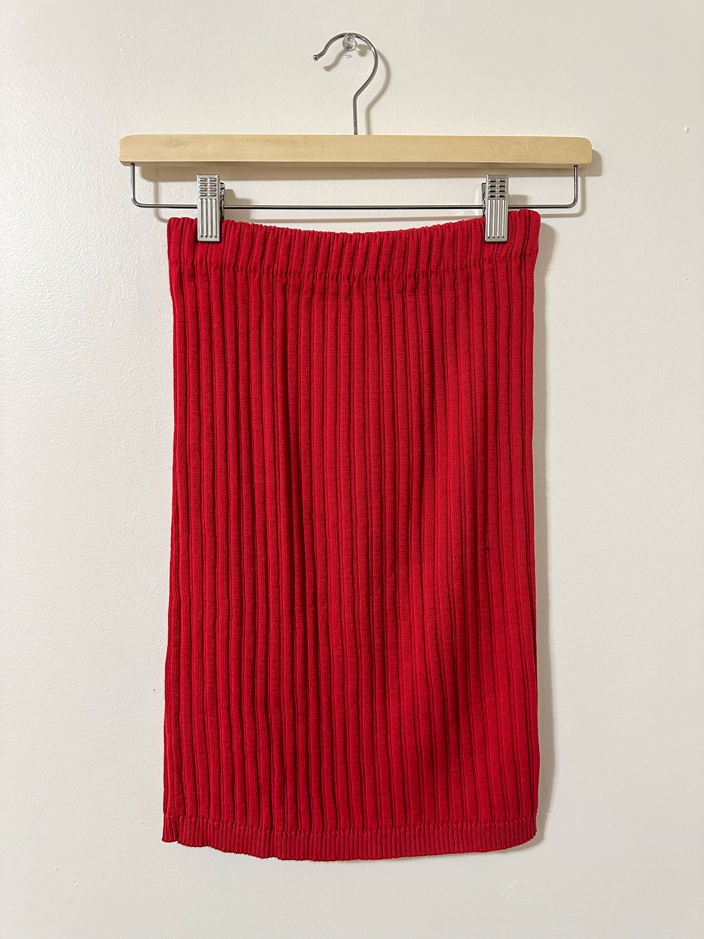 Vintage x Moda Int'l Red Ribbed Skirt (XS/S)