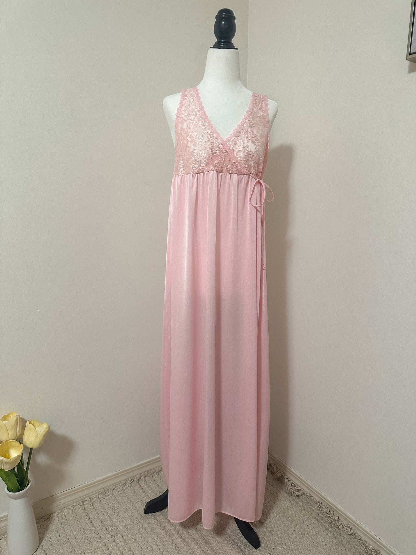 Vintage x Kayser Pink Lace Nightgown (M)