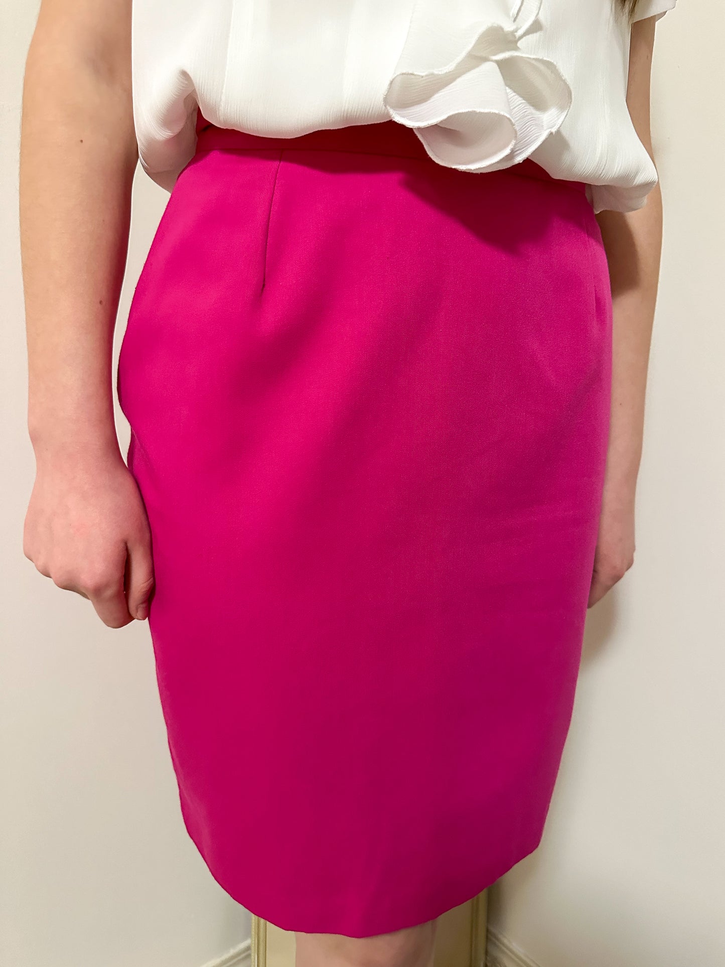 Vintage x Amoretti Hot Pink Skirt (M)