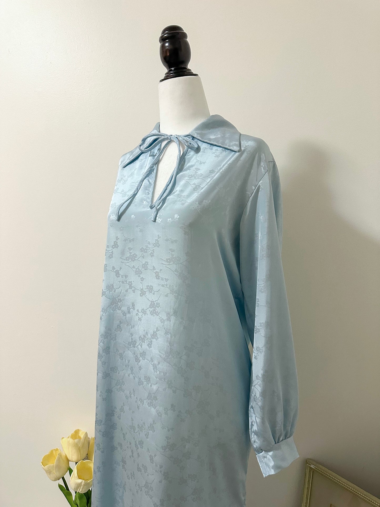 Vintage x Linda Lingerie Light Blue Nightgown (M/L)