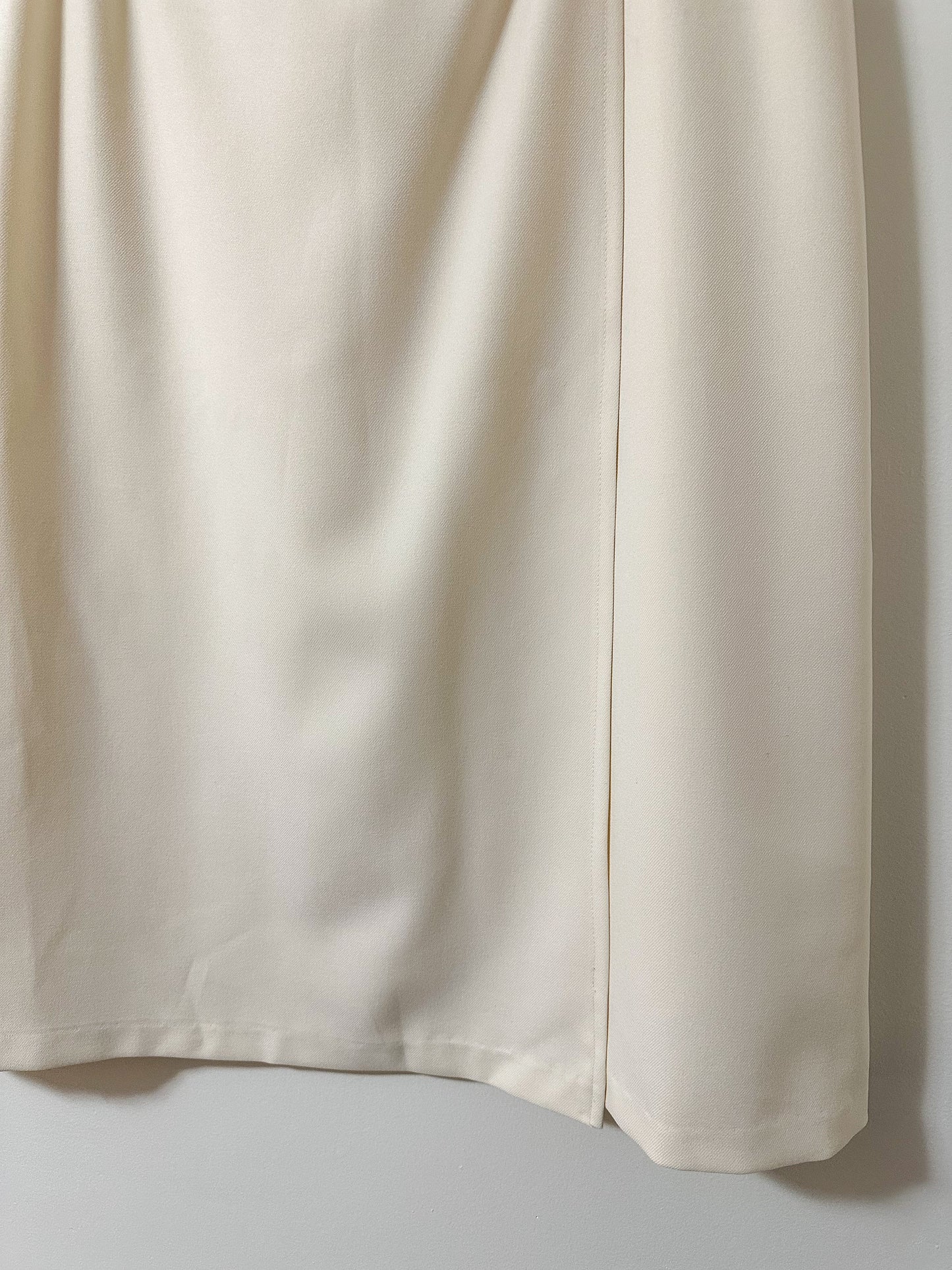 Vintage x D'Allaird's Cream Skirt (38”/XL)