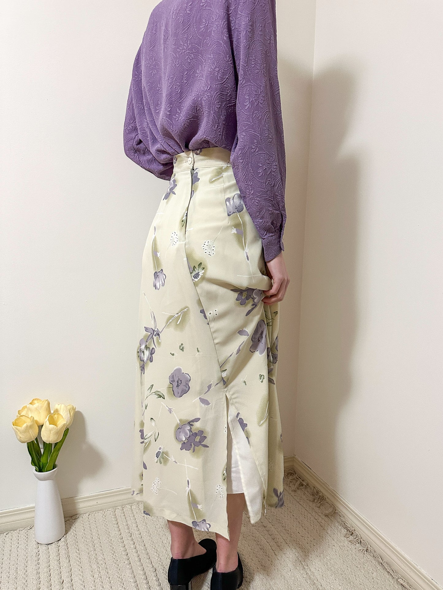 Vintage x Cream Floral Midi Skirt (S)