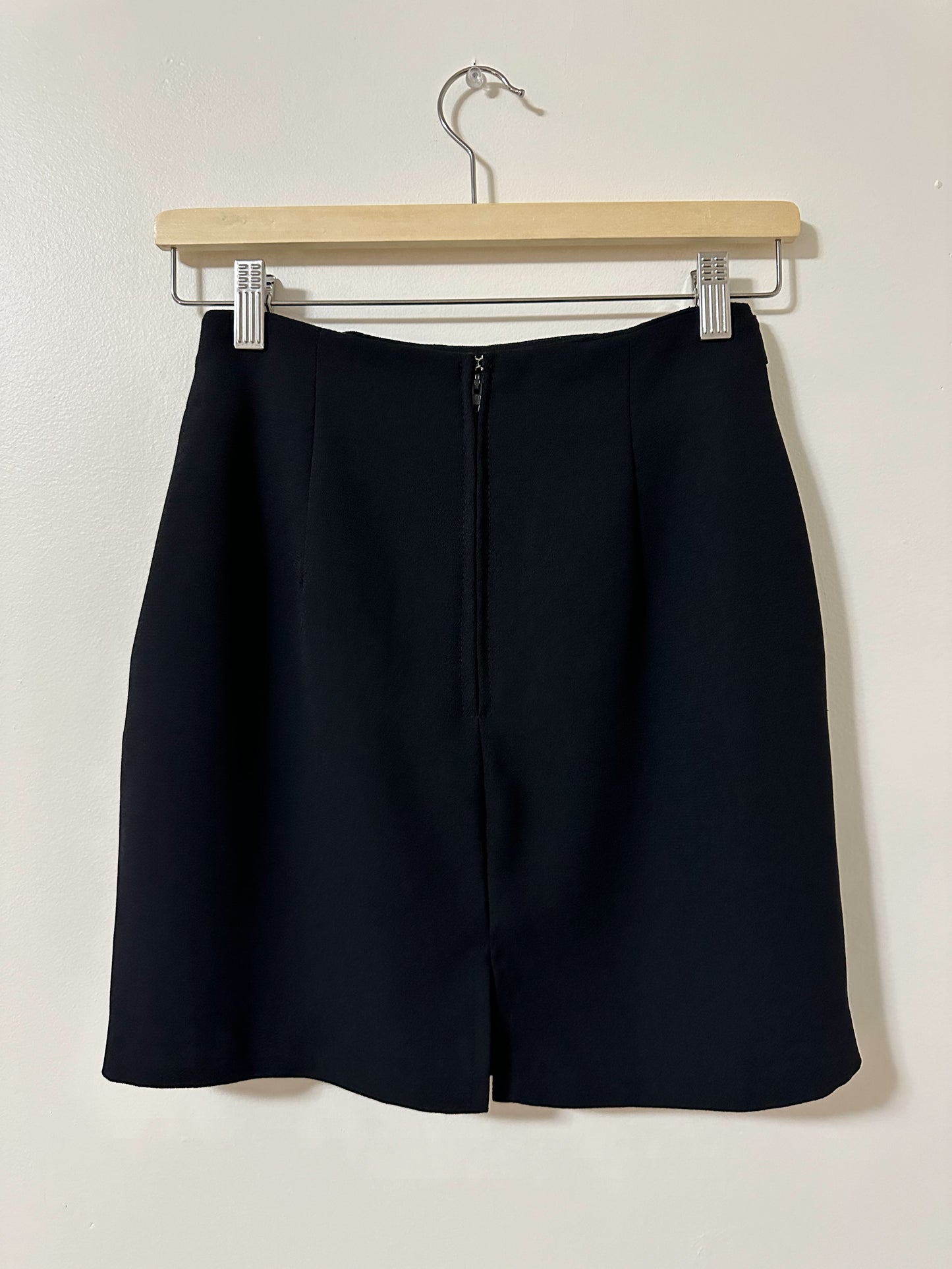 Vintage x Laura Black Mini Skirt (XS)