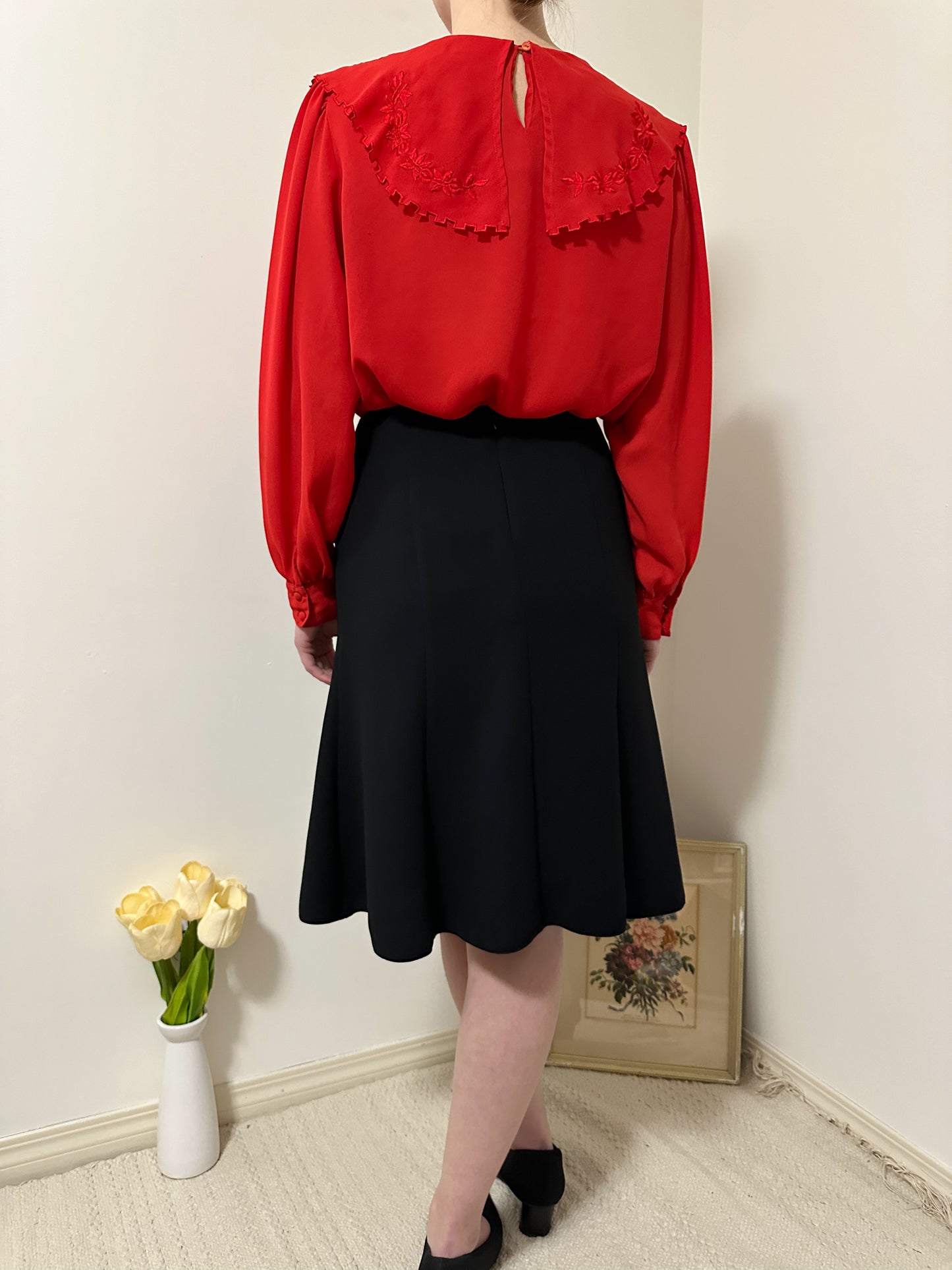 Vintage x Laura Black Skirt (M)