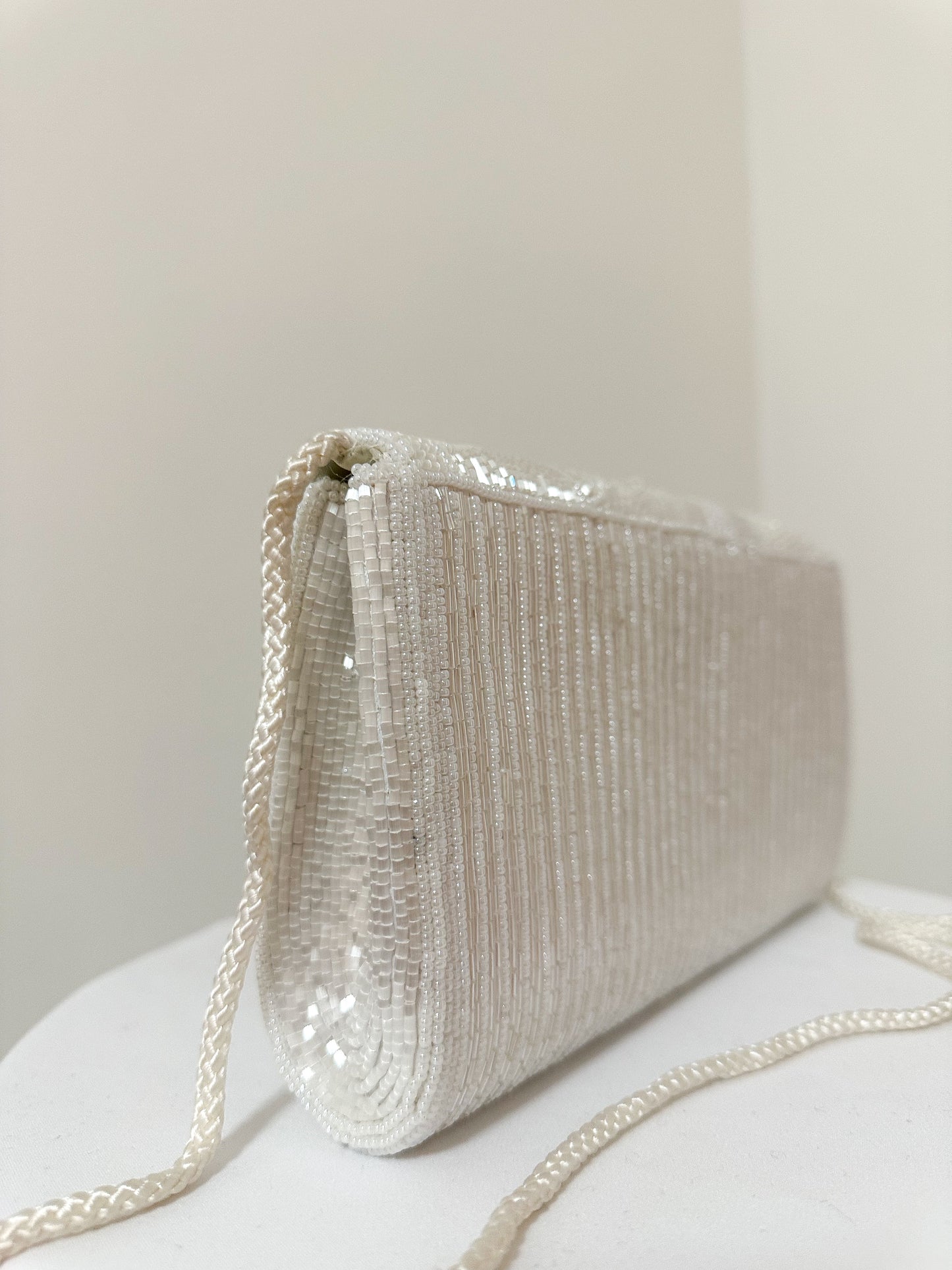 Vintage x White Beaded Purse