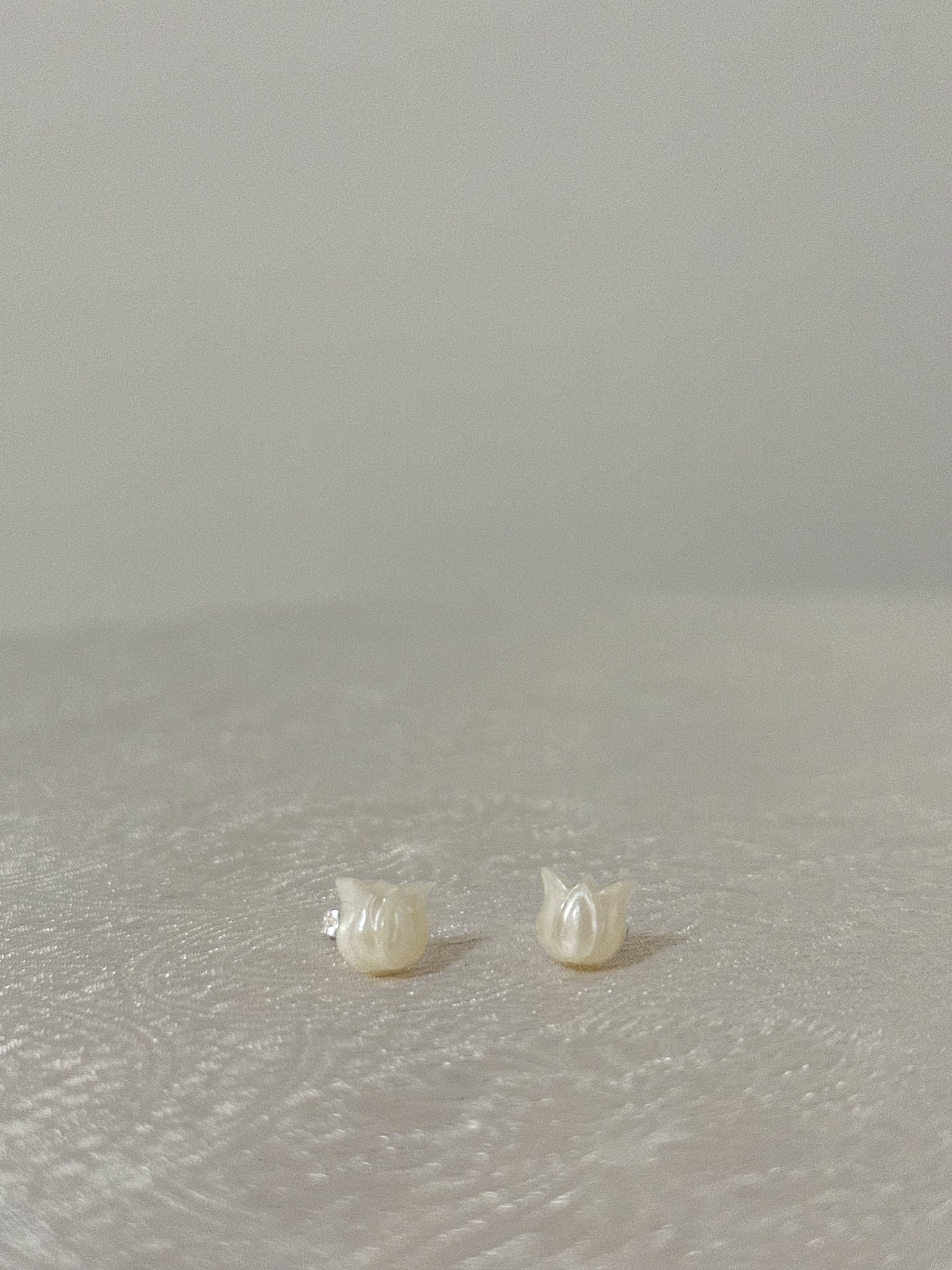 Cream Mini Tulip Earrings