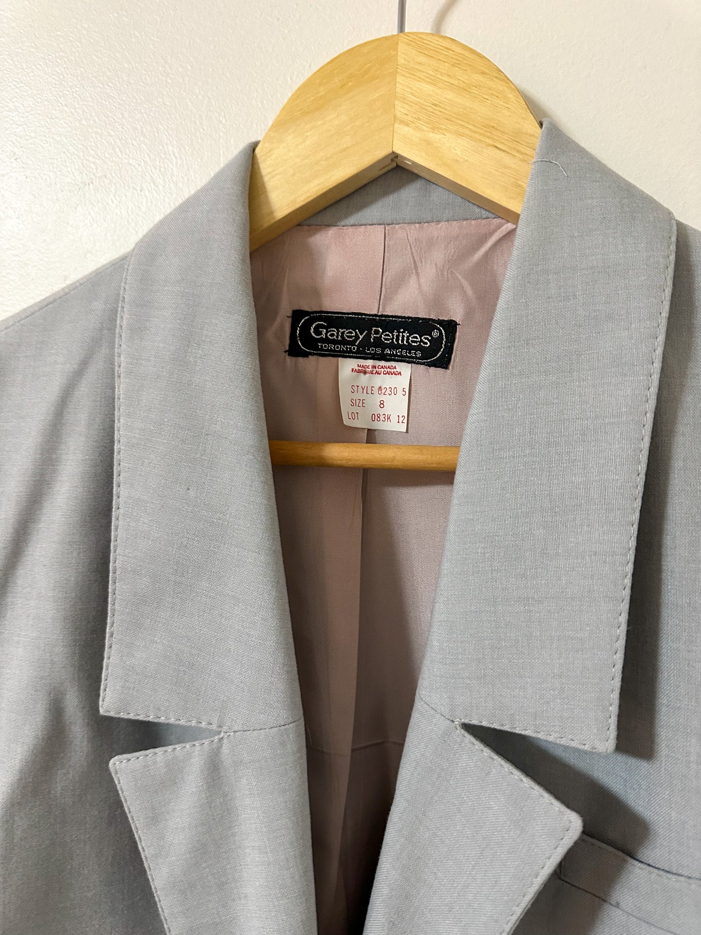 Vintage x Garey Petites Grey Blazer (M)