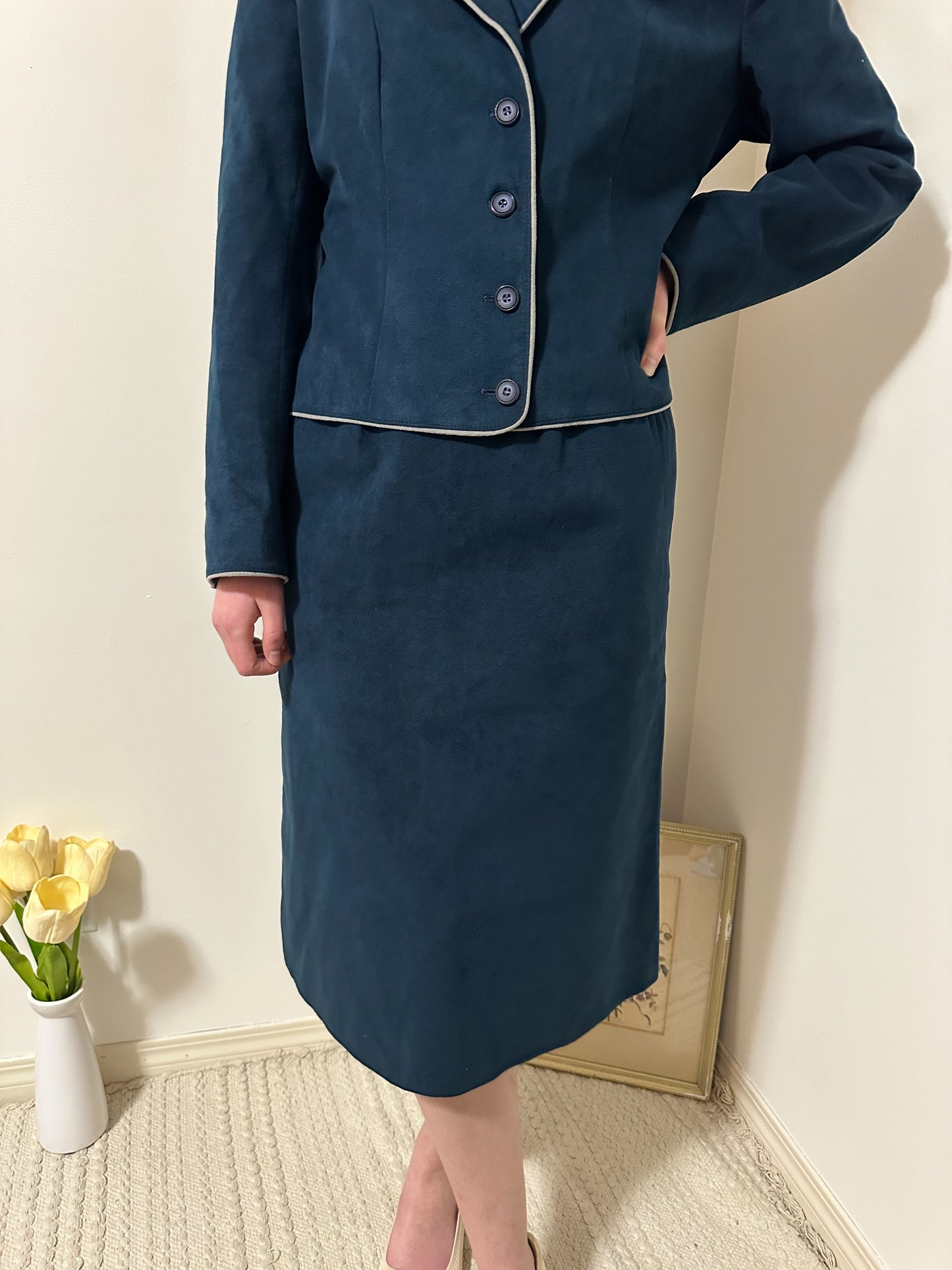 Vintage x Sterling Stall Navy Blue Skirt Suit Set (M/L)