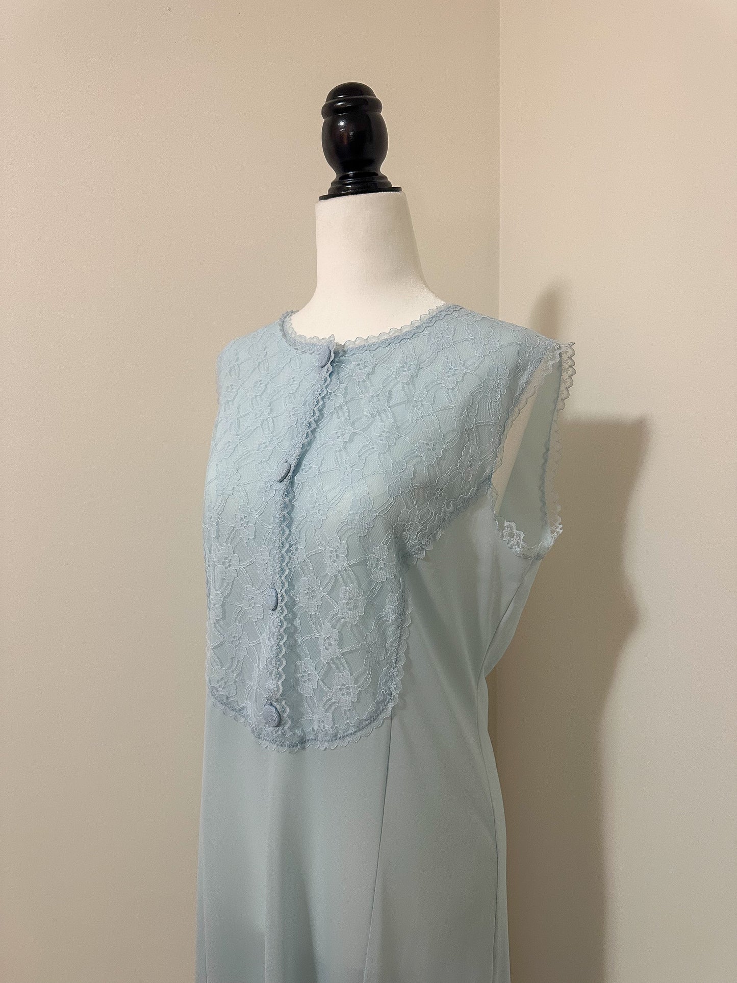 Vintage x Light Blue Lace Nightgown (L)