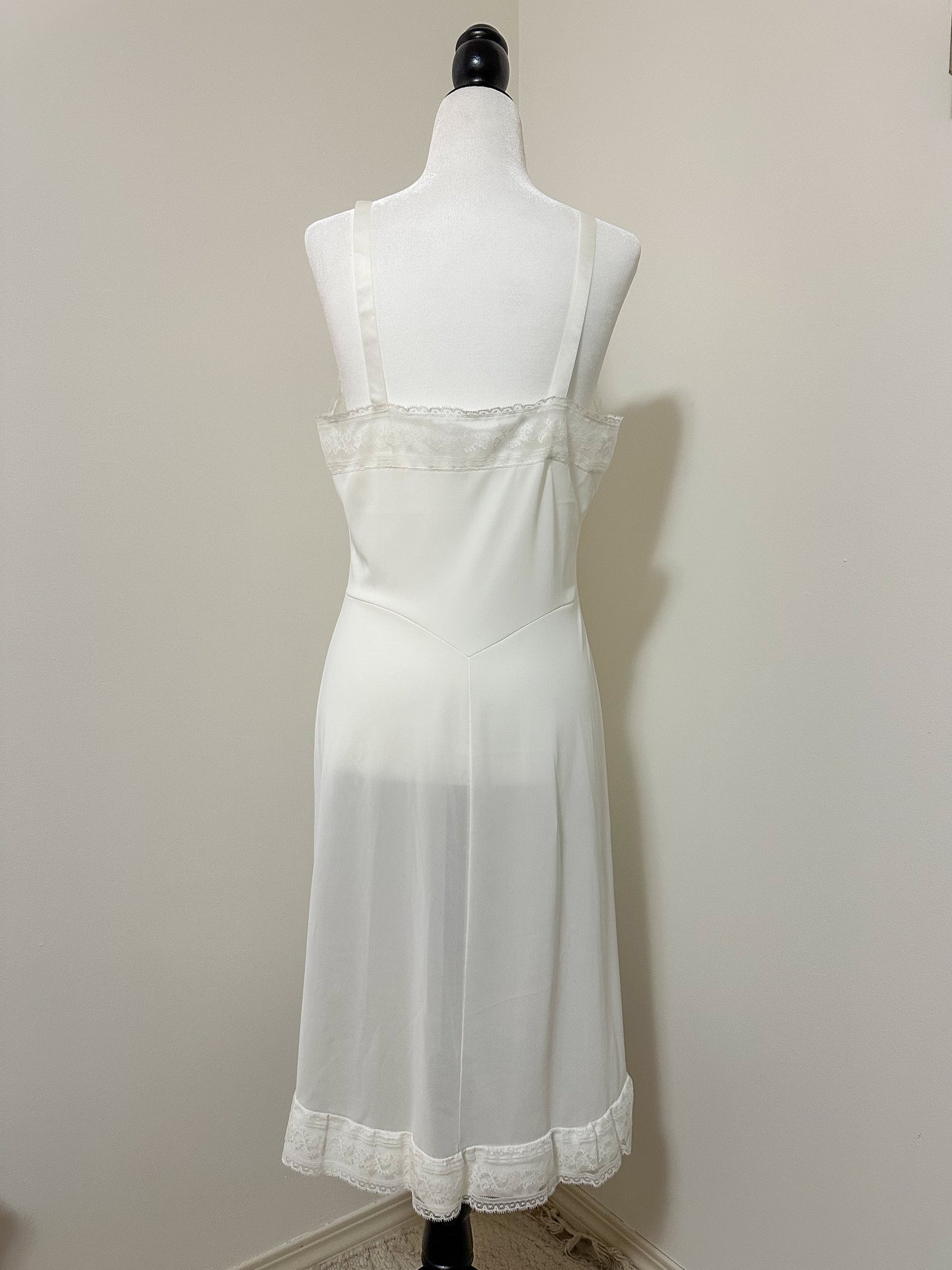 Vintage x Seamprufe White Slip Dress (M)