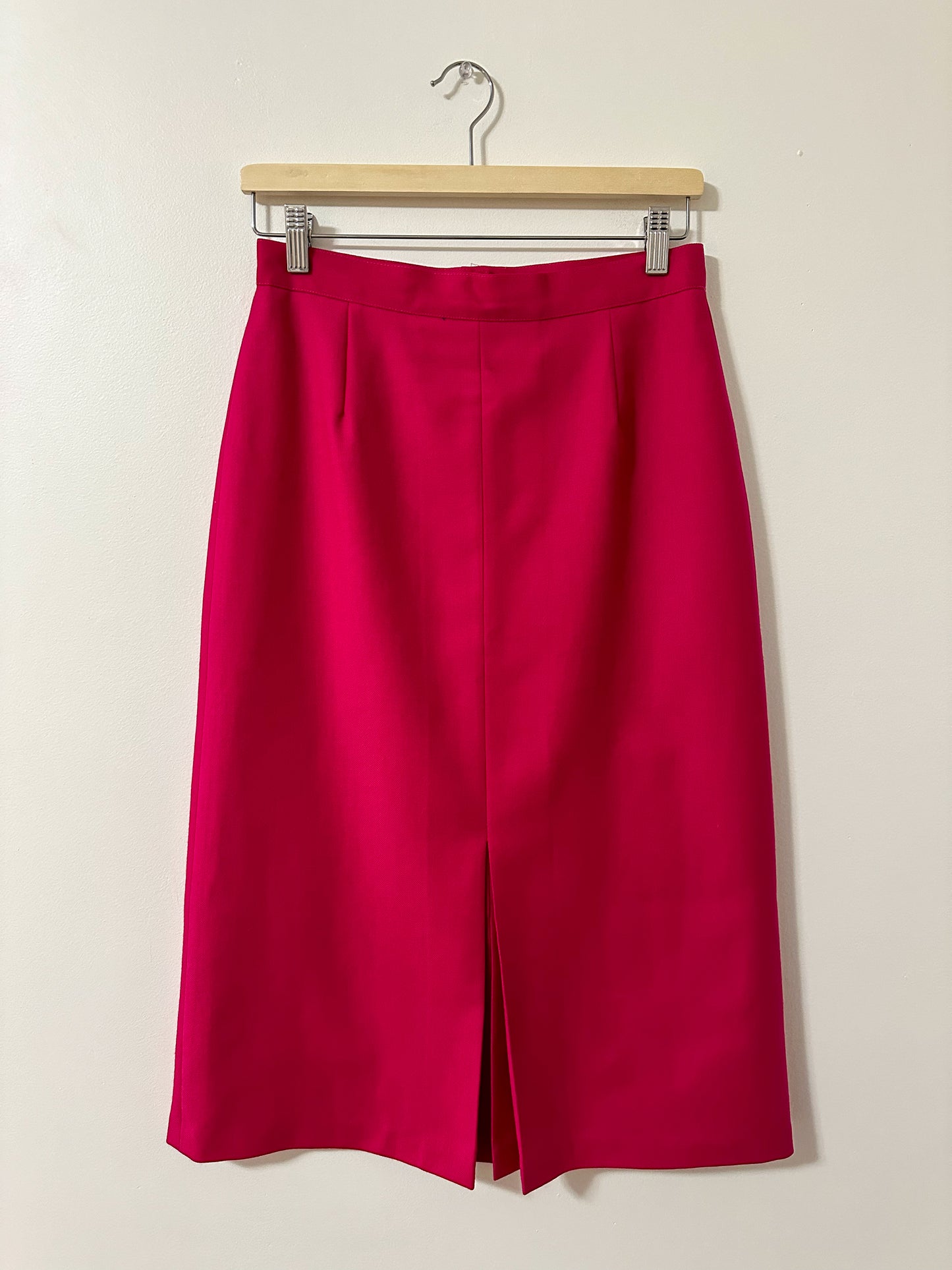 Vintage x Seasons Hot Pink Wool Skirt (M)