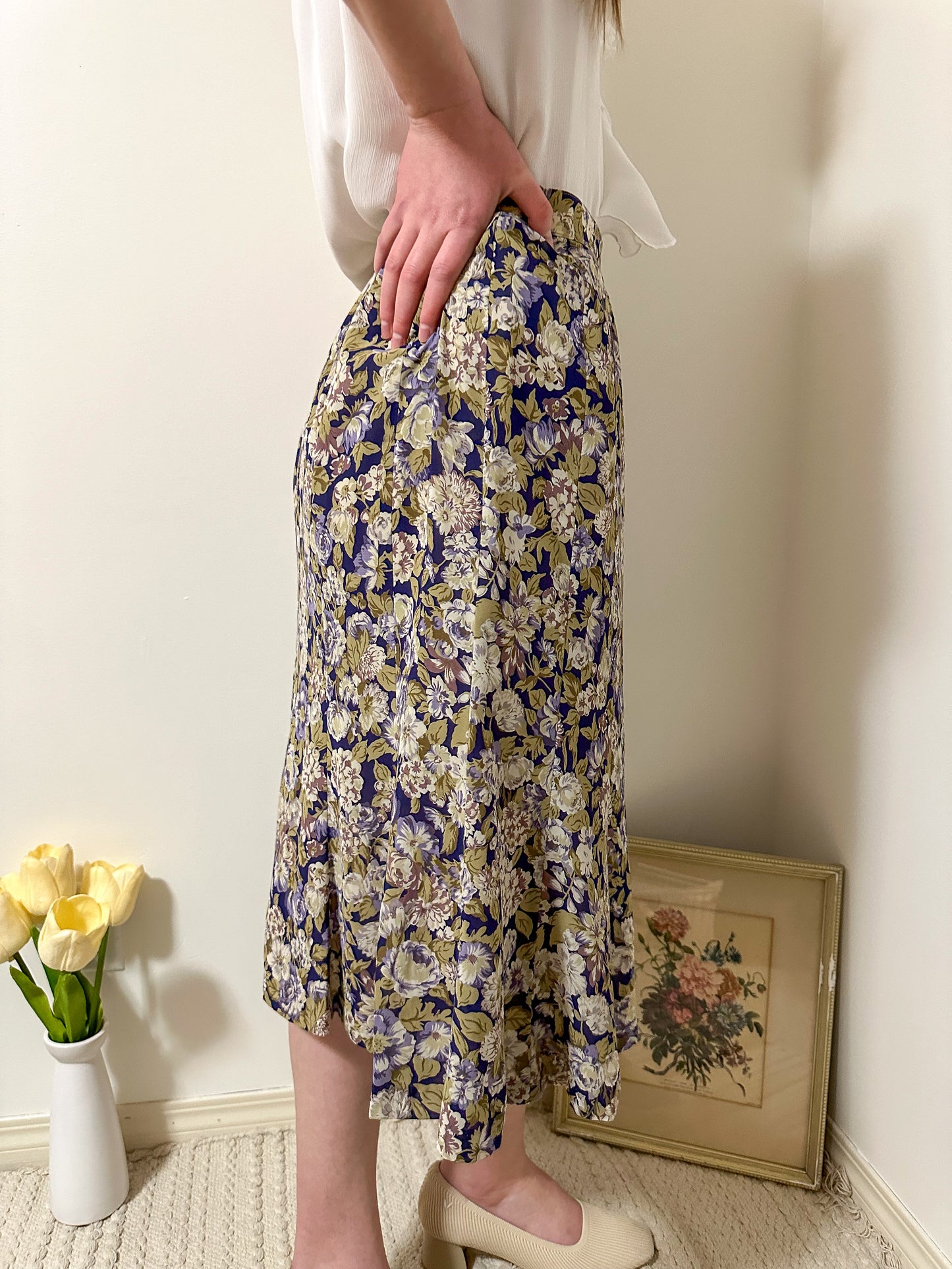 Vintage x FitMe Floral Skirt (M/L)